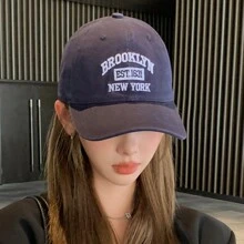 1 pièce Casquette de baseball à visière incurvée, design avec lettres brodées, convient pour une utilisation quotidienne au printemps et en été, style casual de rue