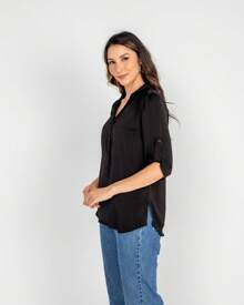 CAMISA ACETINADA MANGA 7/8 PRETO