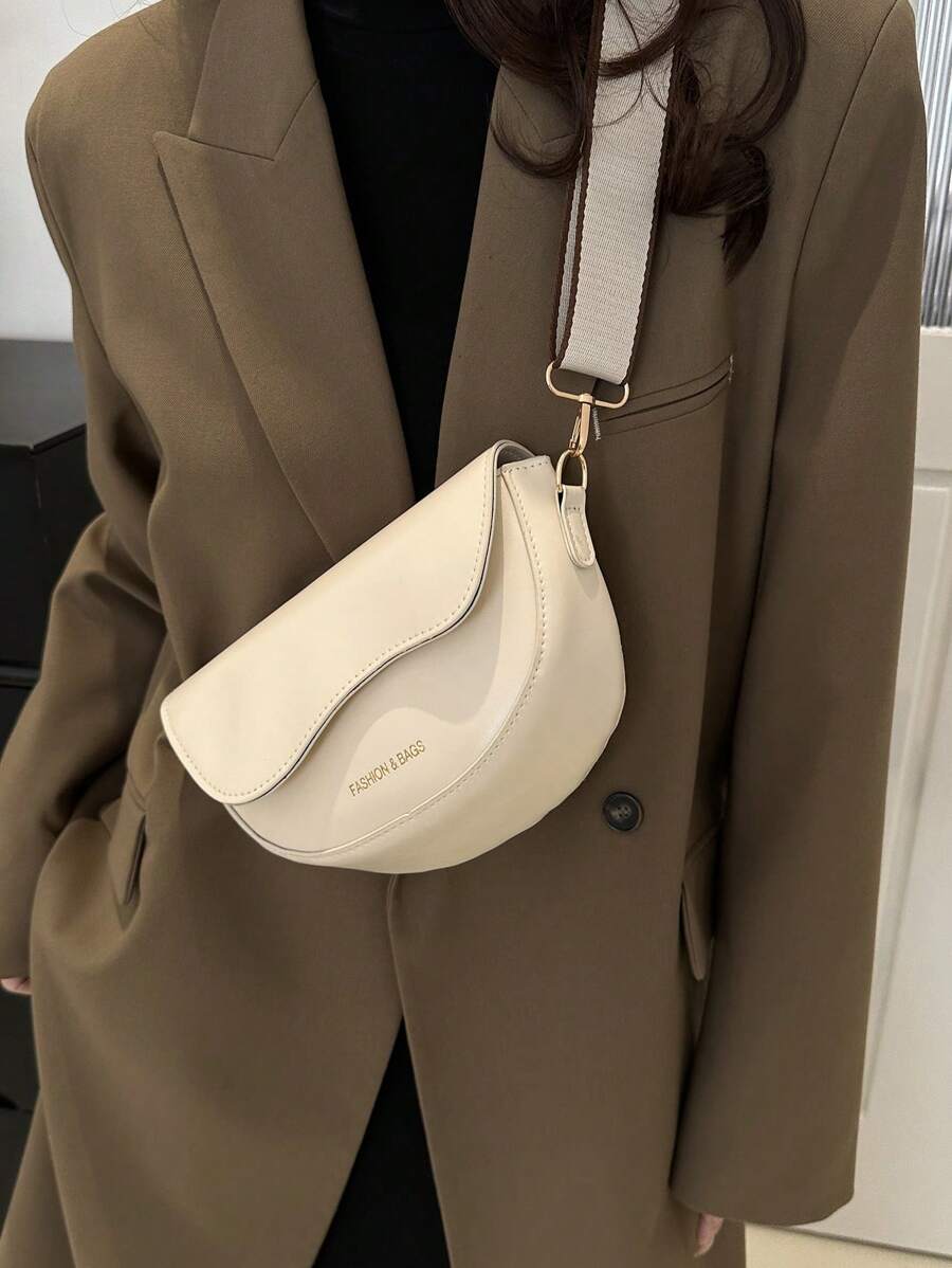 กระเป๋าสะพายแฟชั่นพร้อมแผ่นพับ,กระเป๋าผู้หญิงครึ่งวงกลมพร้อมสายปรับได้,กระเป๋าเปลือกหอยทรงอานสำหรับเดินทาง,กระเป๋ามินิสีทึบพร้อมสายทอ,กระเป๋าลำลองมัลติฟังก์ชั่น