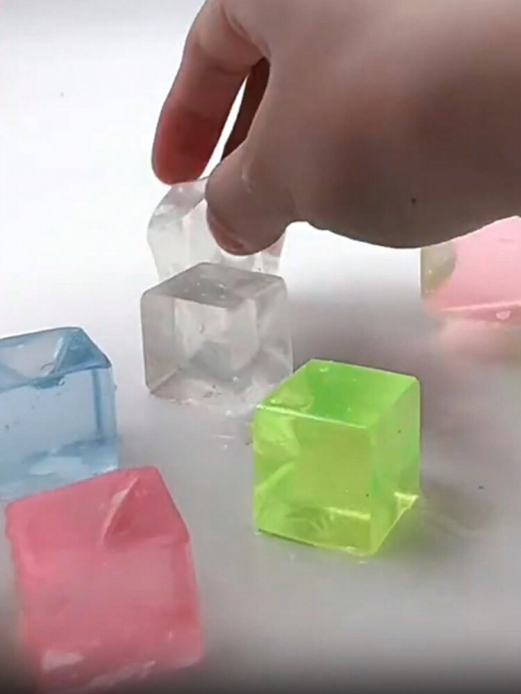 1 Set/3 piezas de cubitos de hielo falsos transparentes de TPR, juguetes antiestrés (colores aleatorios) - Multicolor - Ver 3