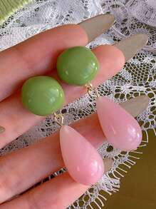 2入組粉綠色水滴形耳環,附設計師吊飾,時尚且適合女性在海灘渡假時佩戴 - 薄荷綠 - 查看 9