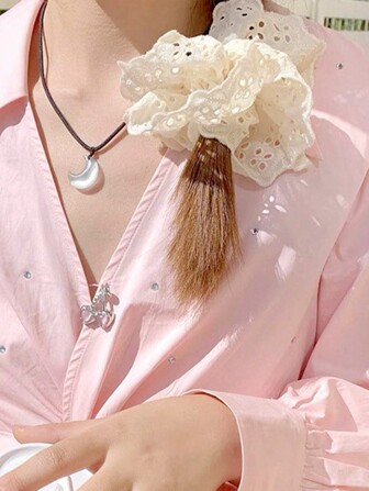 1 pieza Elegante accesorio para el cabello - Coletero vintage de estilo francés con encaje bordado y diseño hueco, cinta de pelo con moño, soporte de coleta elástico