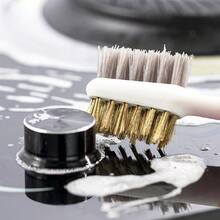 Pot And Cleaning Brushes - 彩色 - 查看 2