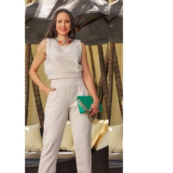 Conjunto de Linho Casual Feminino Cropped e Calça Capri