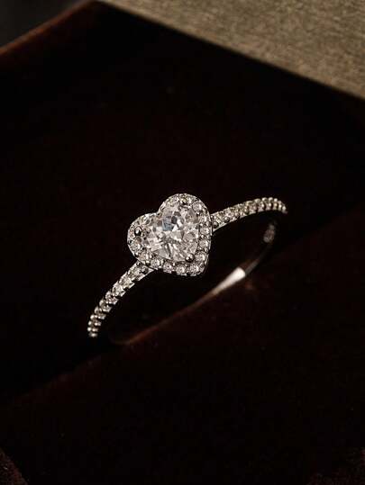 Flyleaf 1 pieza Anillo elegante y lujoso chapado en oro blanco de plata de ley 925 con forma de corazón y circonita cúbica de múltiples facetas, adecuado para compromiso, aniversario, boda