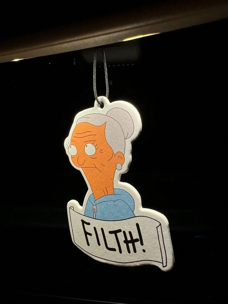 Difusor de fragancia para auto divertido e interesante, ambientador de aire con personaje de dibujos animados para colgar en el espejo retrovisor, clip de ventilación de auto, baño, dormitorio, sala de estar - Blanco - Añade 4