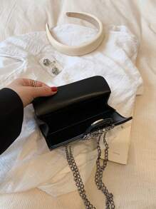 迷你水钻金属装饰斜挎包，时尚翻盖腋下包，配金属链条肩带，女士时尚钱包圣诞礼物 - 黑色 - 查看 6