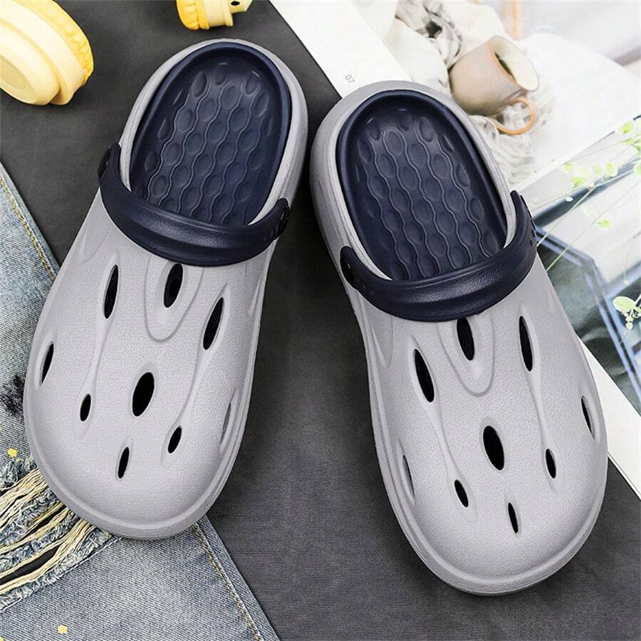 Men's Hollow Out Slippers, Summer Slip Resistant Sandals With Toe Cap And Thick Sole For Casual Beach Wear - Grey - View 1