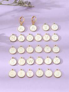 1 对时尚优雅的金色锆石 26 个字母吊坠耳环，适合作为送给朋友和同学的礼物的首字母耳环，展现优雅精致的女性魅力，是年轻女孩必备的耳环款式 - 金黃色 - 查看 2