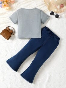Camiseta de Manga Curta com Letras Impressas para Menina Jovem e Calça Jeans Flare com Remendo de Leopardo e Borda Desfiada para Primavera/Verão - Cinza - Ver 9