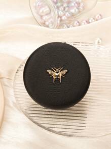 1 chiếc gương trang điểm tròn hai mặt bằng da, khảm hình ong vàng, có các màu vàng, đen, hồng, đỏ hồng, quà tặng cho mẹ, dì, bà, con gái, cháu gái, chị gái, bạn bè, bạn gái, vợ, cô dâu, phù dâu, mẹ đỡ đầu, mẹ, mẹ chồng, đồng nghiệp nhân dịp các ngày lễ, sinh nhật, đám cưới, Ngày của Mẹ, Ngày Valentine, Giáng sinh, Năm mới, Ngày Nhà giáo, Kỷ niệm, Lễ tốt nghiệp, Tiệc mừng em bé chào đời, Trang điểm, Giá rẻ, Trang trí phòng, Bàn trang điểm, Du lịch, Phòng ngủ, Phụ kiện trang điểm, Gương, Gương trang điểm, Gương mini, Gương nhỏ gọn, Gương cầm tay, Giá rẻ, Quà tặng nhỏ, Trang điểm, Dụng cụ trang điểm, Đồ rẻ tiền, Quà tặng, Quà tặng cho phụ nữ, Quà Giáng sinh, Quà khuyến mãi, Du lịch, Đồ rẻ tiền, Vật dụng cần thiết khi đi du lịch - Nhiều màu - Xem 12