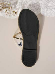 Women's French Retro Unique Design Flip Flops Flat Hollow Butterfly Slippers For Summer Outdoor Wear - Gold - View 7