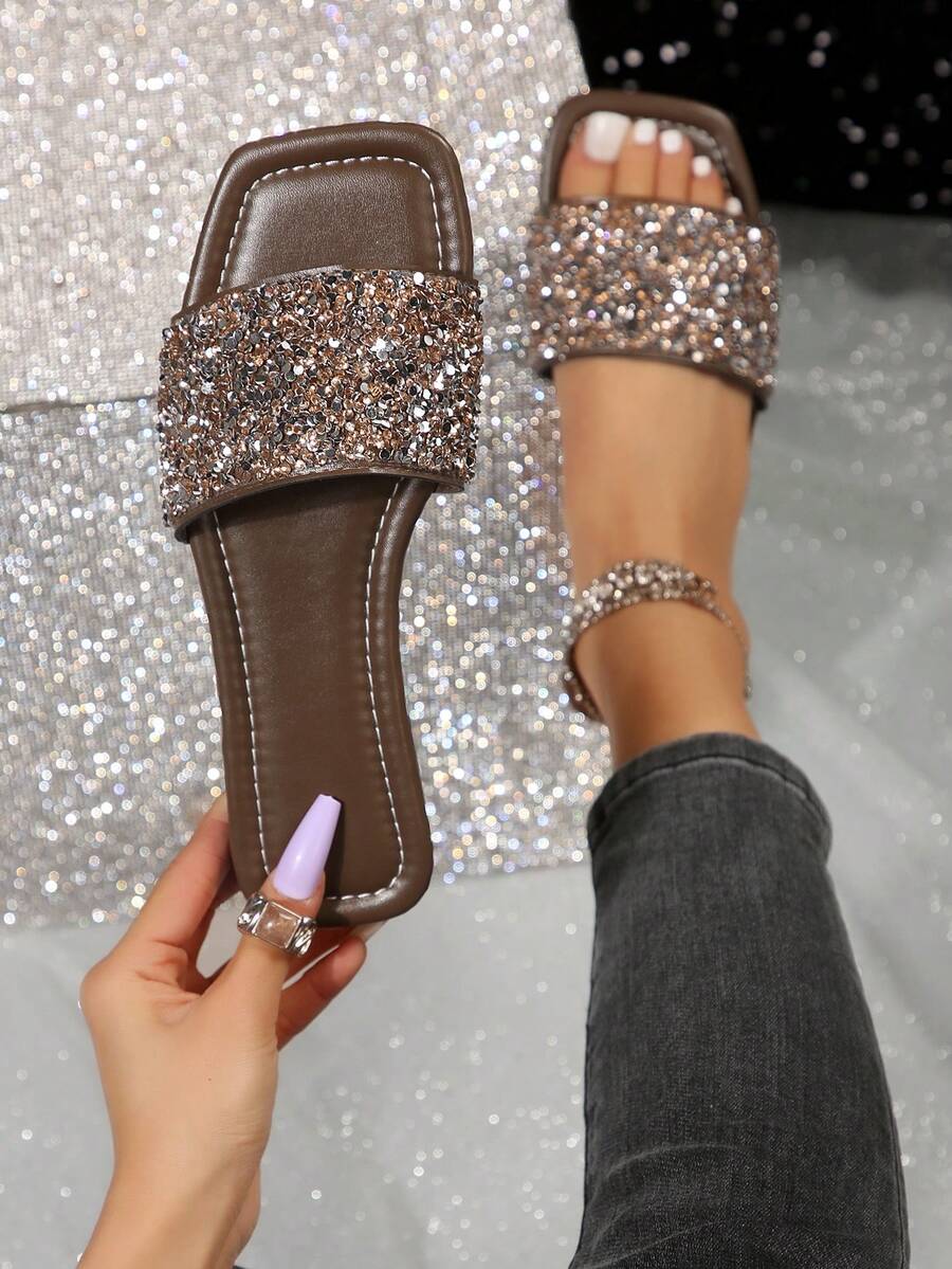 Của phụ nữ Kích thước lớn Dép phẳng - Mùa hè giản dị bờ biển Kỳ nghỉ Phong cách Chóp giầy mở ra Pha lê Trang trí Mặc vào Dép đi trong nhà - Màu Khaki - Xem 1