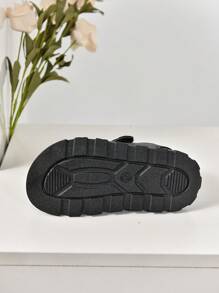 One Pair Of White Exquisite Pu Hook-And-Loop Sports Sandals For Kids, Simple Style But Nice, Suitable For Summer - Black - View 6