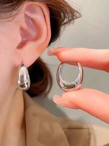 1pair European And American Fashion Simple Alloy Metallic Geometric U-Shaped Earrings With Open Oval Shape For Women's Daily Wear