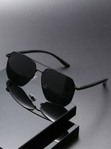 Vintage pilotenstijl metalen gepolariseerde zonnebril voor mannen, modieuze klassieke zonnebril voor buitenactiviteiten zoals reizen, strand, autorijden, vissen enz. Elegante zonnebrillen, strandaccessoires, zonnebrillen, zonnebrillen voor een zomerse strandvakantie, buiten, reizen