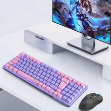 Teclado Mecánico Español TR95 Rosa, Teclado Gamer Compacto con Cable Removible, Outemu Red Switch Hot-swappable, 95 Teclas Antighosting, Ergonómico y Suave, Ideal para Juegos, Escritura, Oficina, compatible con Win/MacBook - Color Púrpura y Rosa - Morado - Ver 7