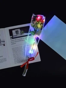 Creative Valentine's Day Gift: Glow In The Dark Artificial Rose Bouquet For Home Decoration And Romantic Atmosphere - Red - View 6