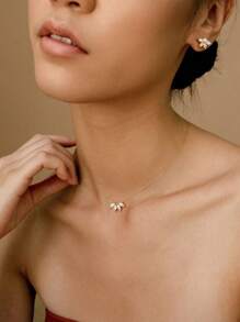 1條立體切割立方氧化鋯葉子頸鏈,極簡時尚,適合女性日常佩戴 - 金黃色 - 查看 3