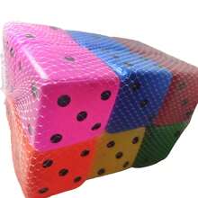 red con 12 dados de colores de 6cm juguete clasico didactico - Multicolor - Ver 2