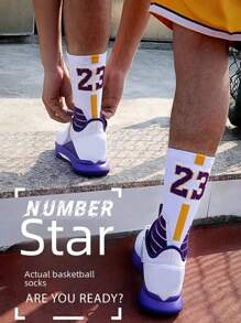 5 pares/set Calcetines de baloncesto de longitud media con estampado de dibujos animados para parejas en colores aleatorios, estilo de moda, para gimnasio