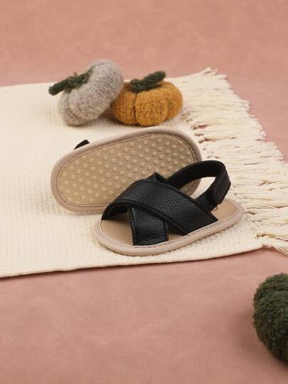 1pair Boy's Solid Color Pu Hook And Loop Closure Flat Sandals Suitable For Spring And Summer