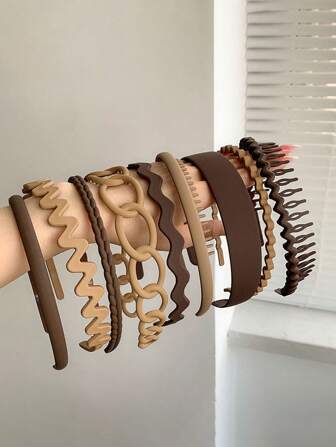 9 Pieces Of Plastic Tooth Matte Hair Band The Perfect Gift For Girls With Non-Slip Teeth