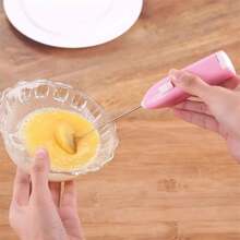 Batidora multifuncional portátil eléctrica, batidora de mano, batidora de leche, batidora de bebidas de mano para café con leche, capuchino, batido, matcha, chocolate caliente - Rosa - Ver 4