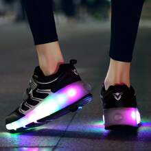 儿童炫酷 LED 发光旱冰鞋，男童女童户外时尚可调节轮子 USB 充电 - 黑色 - 查看 8