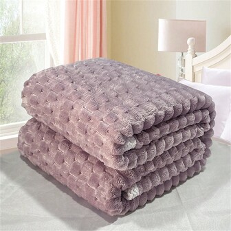 1件純色厚實柔軟毛毯