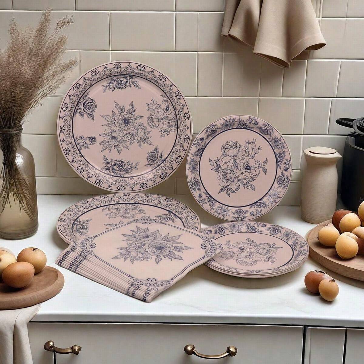 Ensemble Vaisselle Fête Casino Poker 61 Pièces - Assiettes Carton, Serviettes, Gobelets Et Nappe Thème Poker Pour Anniversaire Et Soirées Inoubliables