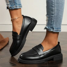 Damen Loafers, schwarze Farbe, Neuankunft Frühling/Herbst 2025, bequeme & rutschfeste weiche Leder Schuhe für Damen mittleren Alters & ältere Damen, geeignet für Lässig, Büro, Küche, Restaurant