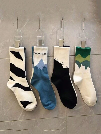 4 双透气、吸汗、不对称字母图案中筒袜，颜色随机，秋季