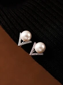 1pair Exquisite Copper Plated Faux Pearl Earrings, Designed For Women's Daily Wear Without Piercing
