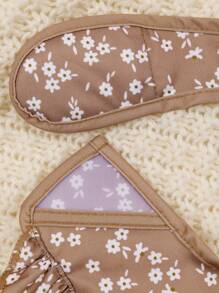 1件装防水婴儿围兜，带小碎花图案