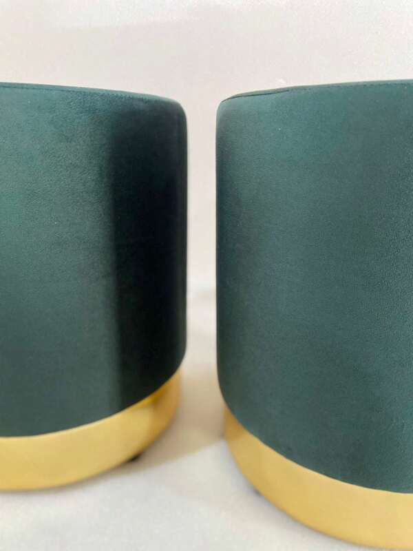 Kit 2 Puff Banqueta Verde com base Dourada