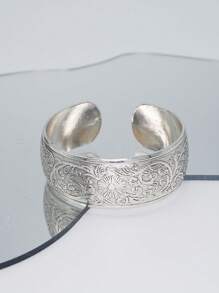Bohemian Style Alloy Carved Floral Bangle With Daisy Pattern - Antique Silver - View 4