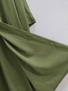 Camisa Social Gola Padre Masculina Slim Manga Curta 100%VISCOSE - Verde Militar - Visão 6