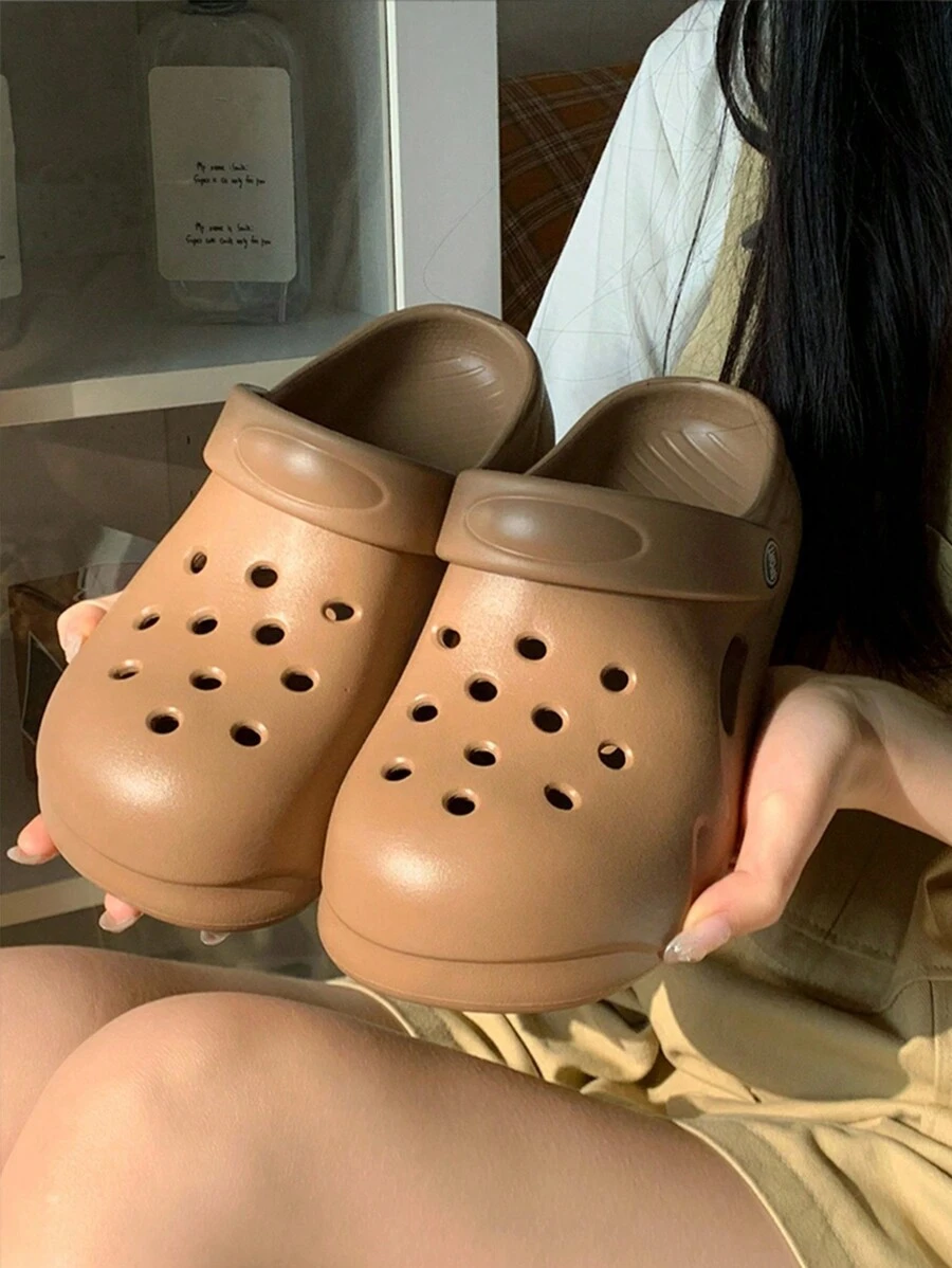 1pair Summer Women's Clogs, Slip Resistant Thick Bottom Beach Sandals, Quick Drying Two Wear Slippers - Khaki - View 1