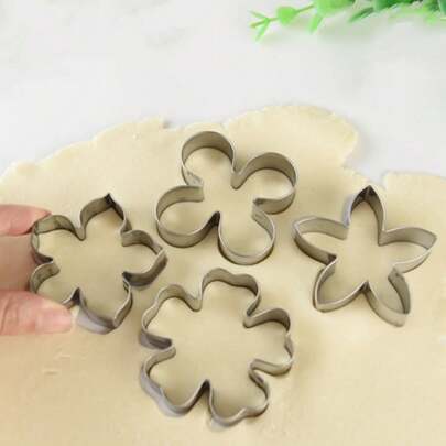 4pcs Flora Cookie Cutter Set Stainless Steel Mini Biscuit Cutter And Mousse Mold Flower Shaped And Mini Mold Cutter For Mother\ Day, Easter, St. Patrick\ Day, Birthday Party, Etc.