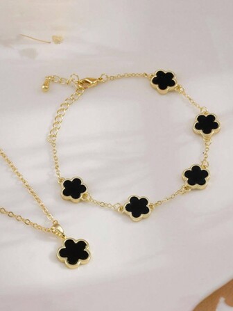 1 条项链 + 1 条手链 别致珠宝套装 幸运花设计 多种颜色供您选择 搭配日常服装 派对配饰 情人节
