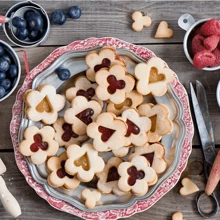 4pcs Flora Cookie Cutter Set Stainless Steel Mini Biscuit Cutter And Mousse Mold Flower Shaped And Mini Mold Cutter For Mother\ Day, Easter, St. Patrick\ Day, Birthday Party, Etc. - Silver - View 6