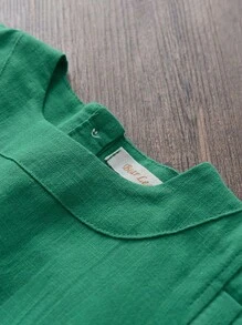 Young Girl 2-Piece Solid Color Ruffle Hem Sweet Top And Pleated Shorts Set, Summer - Green - View 3