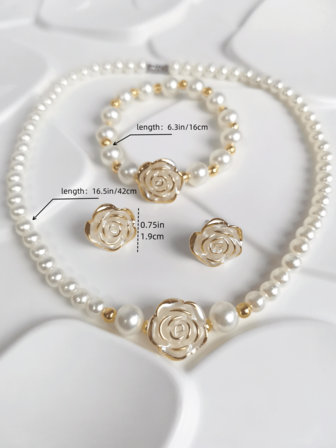 1 Set Kvinnors Smycken Halsband Armband Örhängen 4 delar, Faux Pearl Flower Design Modeaccessoarer, Elegant & Romantisk Minimalistisk stil, Rose Pendant Halsband Örhängen Armband Set, Lämplig för studenter, unga damer, medelålders kvinnor, hemmafruar, OL damer, dagligt slitage, Festivaler, sammankomster, middagar, resor, datum, presenter, arbete, skola