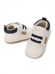 新生男童 PU 拼色防滑保暖平底休闲鞋，适合秋冬季 - 白色 - 查看 6