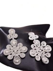 1PR Exaggerated Flowers Dangle Earring For Women Exquisite Daily Crystal Earrings Valentines,Mom,Mother,Mother's Day,Gift - Flowers - View 5