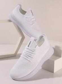 Women's Fashionable Sneakers Comfortable Minimalist Casual Shoes Outdoor Lightweight Running Shoes Mesh Breathable Walking Shoes White