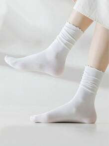 1 Paar Damen Ganzjahres Mittelhöhe Socken Weiße Flausch Socken Sport Süße Lolita Bequeme Dünne Socken, Herbst