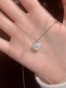 1pc Women's Necklace With Shell Pattern, Unique & Stylish Design, Shell Clavicle Chain, Birthday Gift For Best Friends/Sisters - Silver - View 4