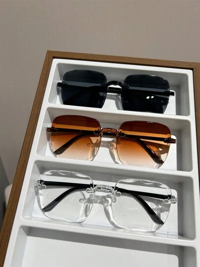 3副男士复古方形多色时尚光学眼镜，轻便优质，优雅百搭，是沙滩装扮的理想配饰，打造街头风造型，适合搭配毛衣、夹克、卫衣、连帽衫、皮裤和工装裤，是夏季海滩度假、户外活动和旅行的完美之选。